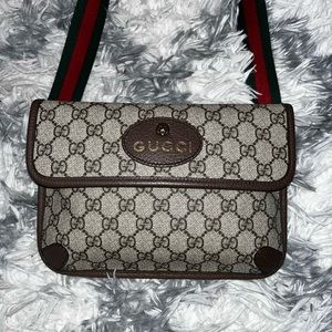BRAND NEW VINTAGE GUCCI BAG PLUS COMES WITH TAGS AND DUST BAG!!! 😍😍